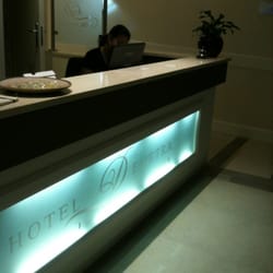 Demetra Viaggi - Front desk
