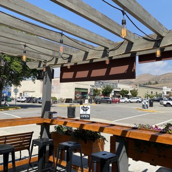 Riverwalk Park Inn Cafe - Outdoor patio - Breakfast & Brunch Near Me - Chelan, Washington Riverwalk Park Inn Cafe - Outdoor patio - Breakfast & Brunch Near Me - Chelan, Washington