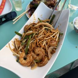 Shrimp Lo Mein