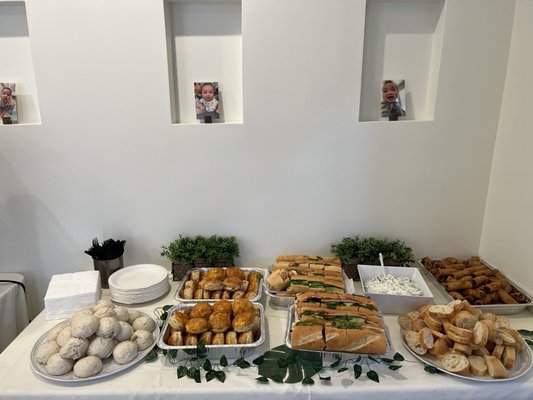 THH Sandwiches by null