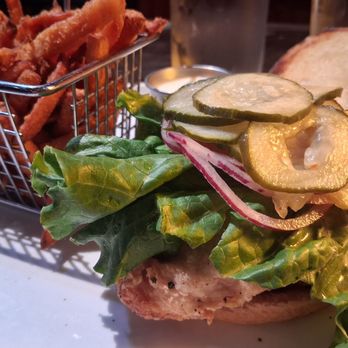 Bisbee's Table - Toppings on my Frick N chicken sandwich - American Near Me - Bisbee, Arizona