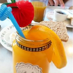 Amelie Petit Cafe