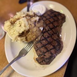 Texas Roadhouse - Steak and mashed potatoes with gravy