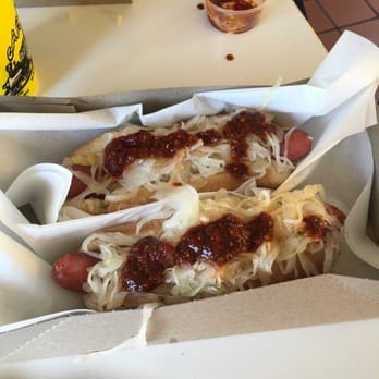 Carneys - Best - Burgers Near Me - Studio City, California