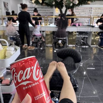 Fleur Nail Spa - Immediately pampered the second you get into the salon - Nail Salons Near Me - Santa Ana, California