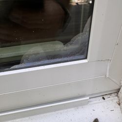 Window World of Richmond - Window sash defect