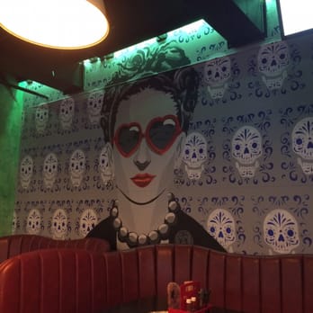 Broken English Taco Pub - The Loop - Frida Pinto wall art - Mexican Near Me - Chicago, Illinois Broken English Taco Pub - The Loop - Frida Pinto wall art - Mexican Near Me - Chicago, Illinois