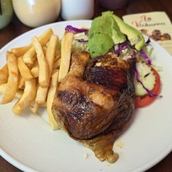 La Vicharra - Quarter roast chicken with fries and salad
