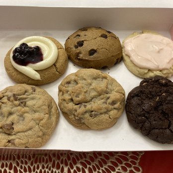 Crumbl - Aliana - Bakeries Near Me - Richmond, Texas Crumbl - Aliana - Bakeries Near Me - Richmond, Texas
