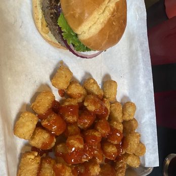 LINDY’S ON 4TH - Updated November 2025 - 578 Photos & 679 Reviews - 500 ...