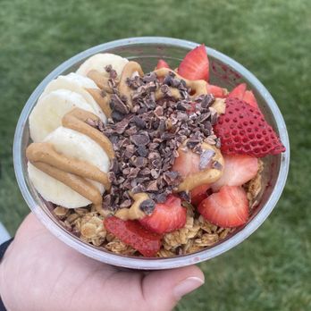 Fishers Farmers Market - Açaí Bowl - Farmers Market Near Me - Fishers, Indiana