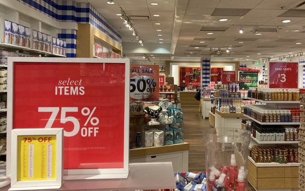 BATH & BODY WORKS - Updated June 2025 - 12 Reviews - 5000 S Arizona