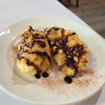 Azukar Sushi - Sushi Bars Near Me - Sacramento, California Azukar Sushi - Sushi Bars Near Me - Sacramento, California