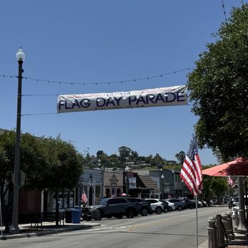 La Mesa Antique Mall - Upcoming parade. - Antiques Near Me - La Mesa, California La Mesa Antique Mall - Upcoming parade. - Antiques Near Me - La Mesa, California