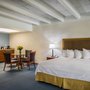 Photo of Days Inn & Suites by Wyndham Scottsdale North