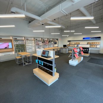 Verizon - Mobile Phones Near Me - Boulder City, Nevada Verizon - Mobile Phones Near Me - Boulder City, Nevada