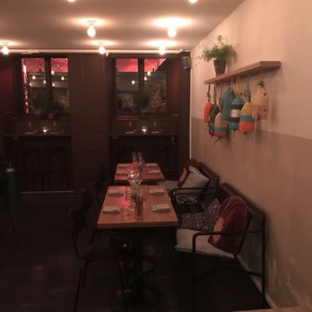 Hummer - Interior of restaurant is cozy - Seafood Near Me - Copenhagen, 84