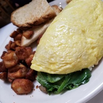 Briarpatch Restaurant - Spinach, goat cheese and sausage omelet - American Near Me - Winter Park, Florida