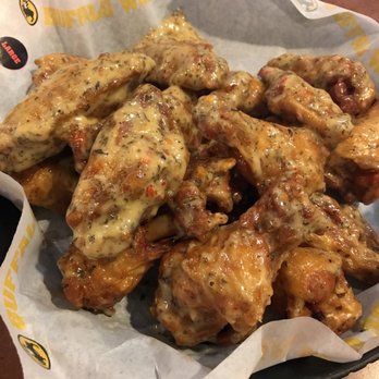Buffalo Wild Wings - Parmesan garlic - Sports Bars Near Me - Orange Park, Florida Buffalo Wild Wings - Parmesan garlic - Sports Bars Near Me - Orange Park, Florida