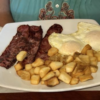 Mom's Restaurant - Two eggs and turkey bacon with house potatoes - Breakfast & Brunch Near Me - Dixon IL, Illinois Mom's Restaurant - Two eggs and turkey bacon with house potatoes - Breakfast & Brunch Near Me - Dixon IL, Illinois