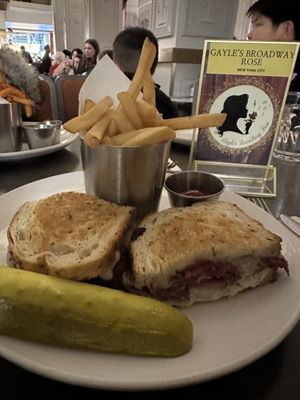 Gayle's Broadway Rose by null