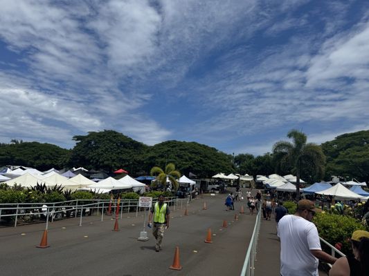 Maui Swap Meet by null