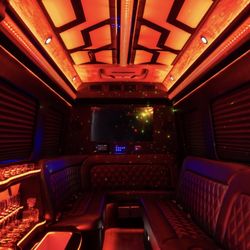 AAA LIMO - Limo Sprinter interior