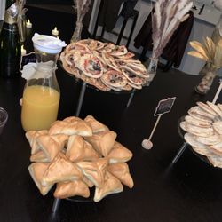 Cedars Bakery