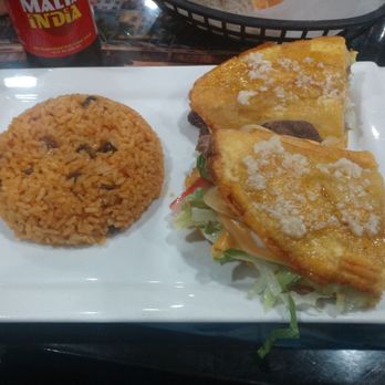 La Bomba - Jibarrito sandwich and Puerto Rican rice - Puerto Rican Near Me - Chicago, Illinois