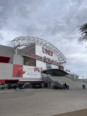 Thomas & Mack Center by null