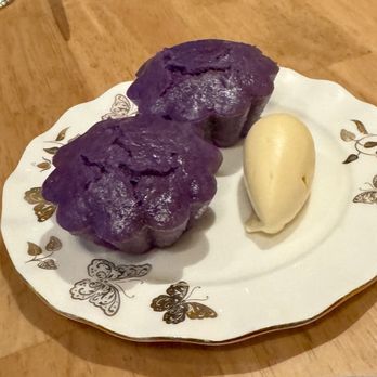 Moon Rabbit - Vegan bread - Vietnamese Near Me - Washington, DC, District of Columbia