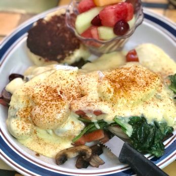 Wild Mountain Cafe - Veggie Eggs Benedict - American Near Me - Seattle, Washington Wild Mountain Cafe - Veggie Eggs Benedict - American Near Me - Seattle, Washington