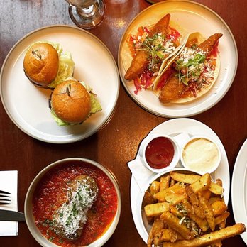 Diva At the Met - Seafood Near Me - Vancouver, British Columbia