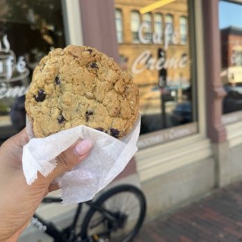 Cafe Creme - Oatmeal cookie - Coffee & Tea Near Me - Bath, Maine