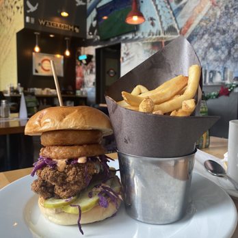Firkin on the Bay - Pubs Near Me - Toronto, Ontario