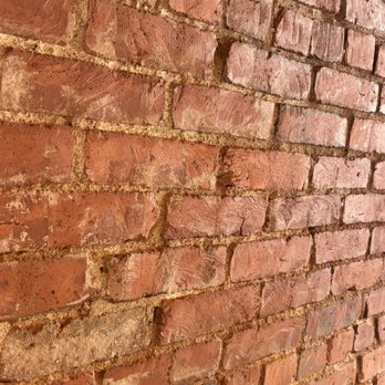 Speedway City Garage - Brick wall inside of building - Breweries Near Me - Speedway, Indiana