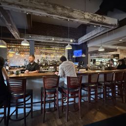 Bar Bar