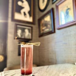 Bowen House - Great Berry Caper