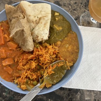 Tandoori Grill - Chicken tikka masala, puri, palak paneer, Chana dal, and veggie biryani. - Indian Near Me - Sacramento, California