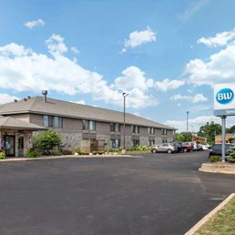 Exterior outside entrance of Best Western Spooner Riverplace - Exterior - Spooner, Wisconsin Exterior outside entrance of Best Western Spooner Riverplace - Exterior - Spooner, Wisconsin