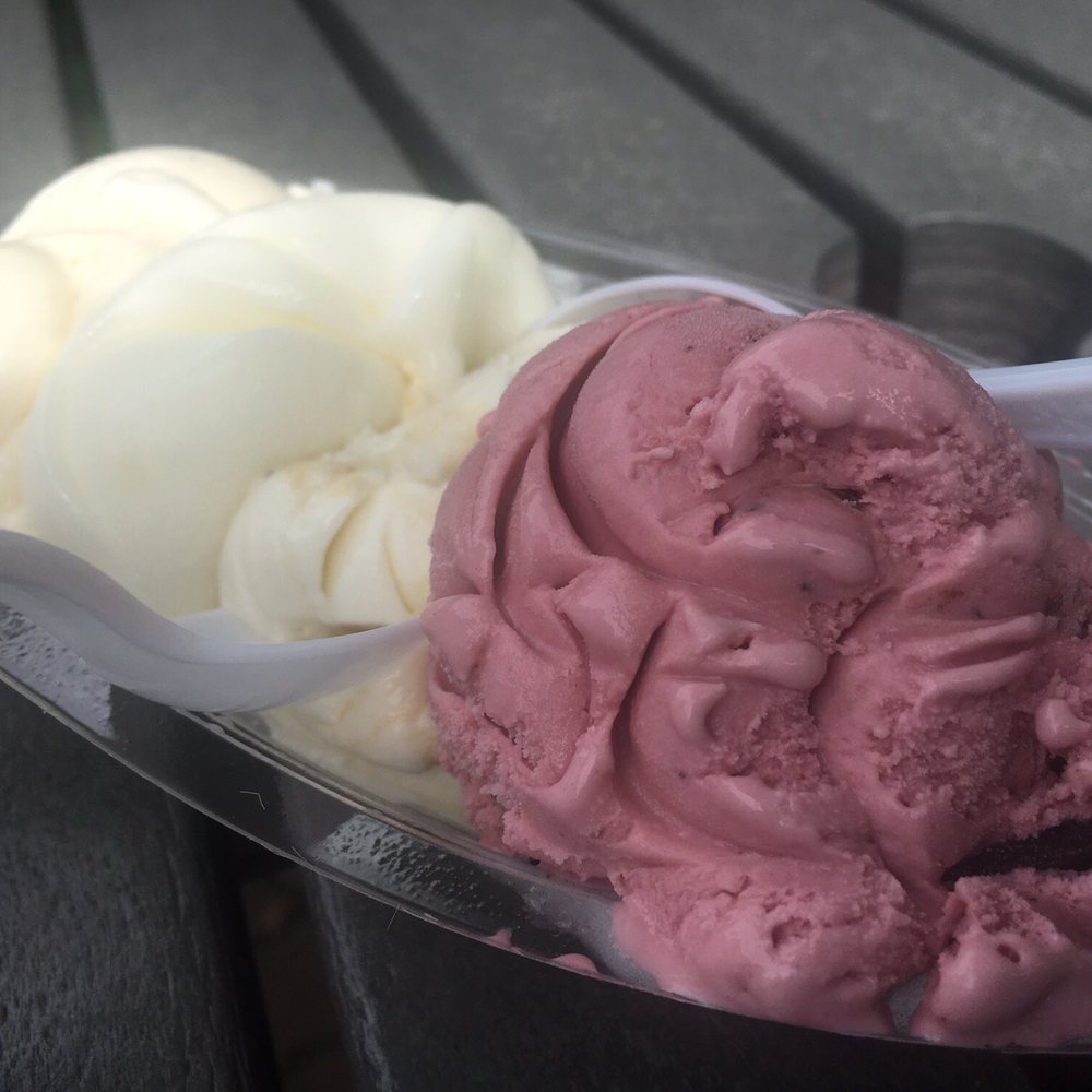 Cap’s Ice Cream - Ice Cream & Frozen Yogurt Near Me - Mount Prospect, Illinois Cap’s Ice Cream - Ice Cream & Frozen Yogurt Near Me - Mount Prospect, Illinois