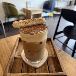 Coffee Date - Tiramisu latte - very good!