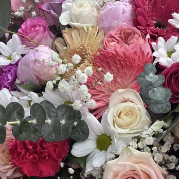 Flowers By Maria - Birthday arrangement - Florists Near Me - Westminster, California