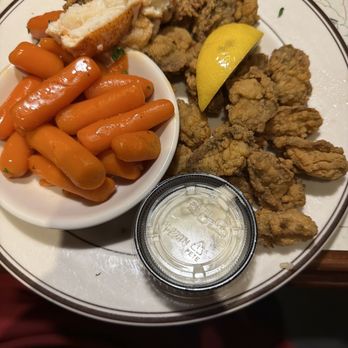 Union Oyster House - Fried oysters and lobster side. - Seafood Near Me - Boston, Massachusetts