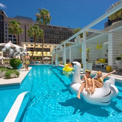 Pool Club