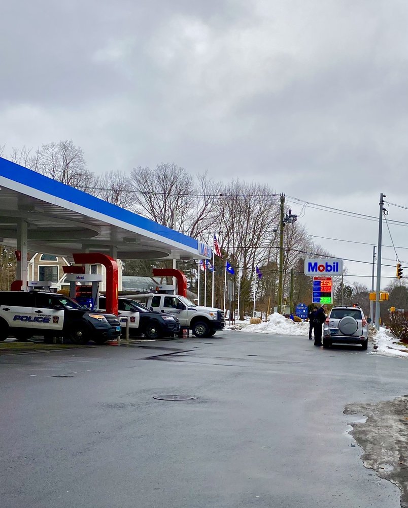 MOBIL Updated April 2024 16 Photos 1292 Hartford Tpke, Vernon