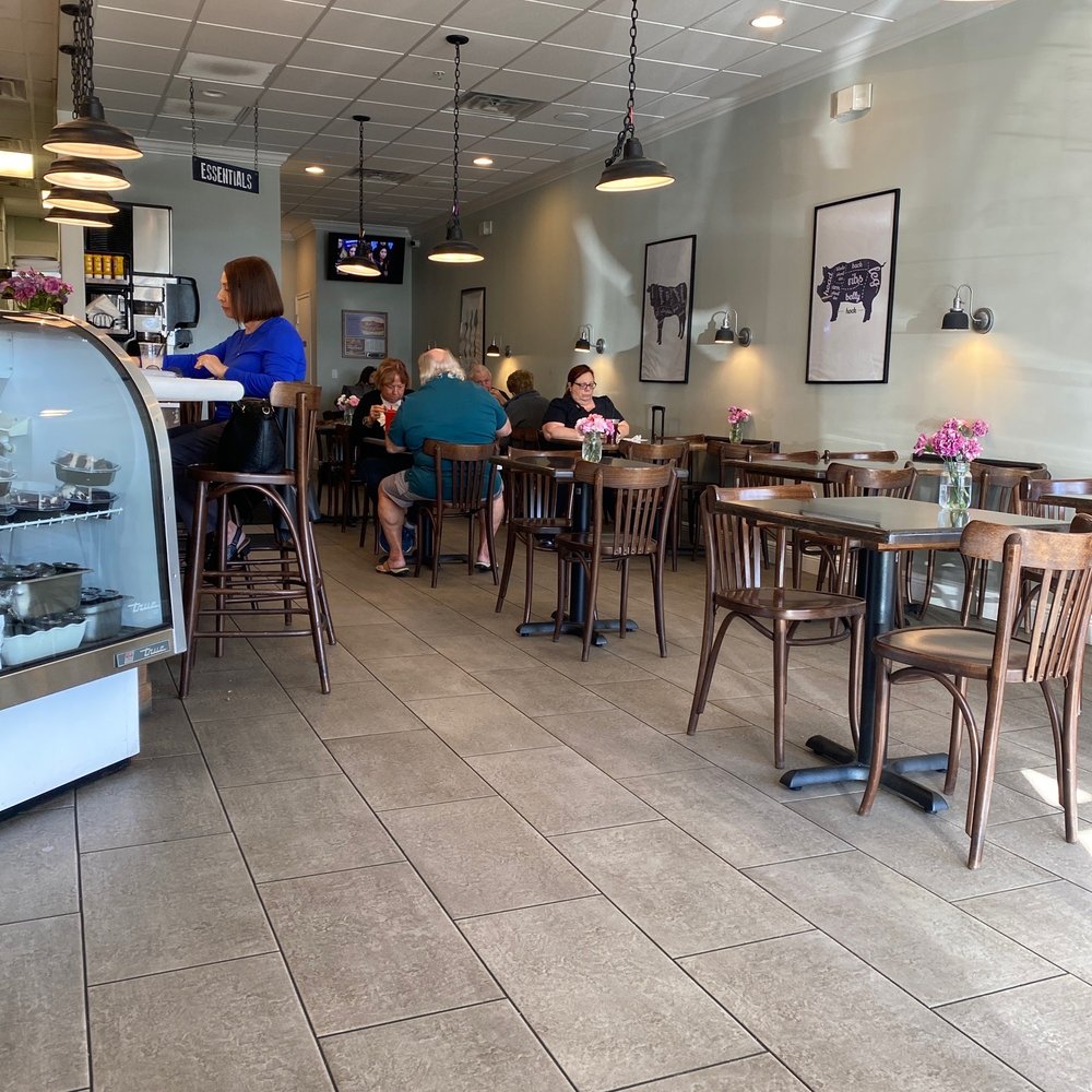 Artisan Eatery - Inside restaurant - New American Near Me - Fort Myers, Florida