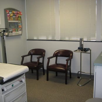 Roger M Samawi, D O - Exam Room - Family Practice Near Me - Long Beach, California Roger M Samawi, D O - Exam Room - Family Practice Near Me - Long Beach, California