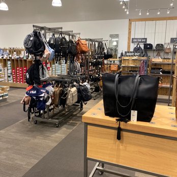 DSW - Shoe Stores Near Me - East Brunswick, New Jersey