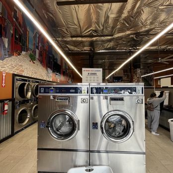 Wash N Go Laundry - Laundromat Near Me - La Mesa, California Wash N Go Laundry - Laundromat Near Me - La Mesa, California